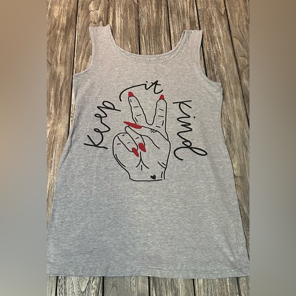 Cute long light gray tank